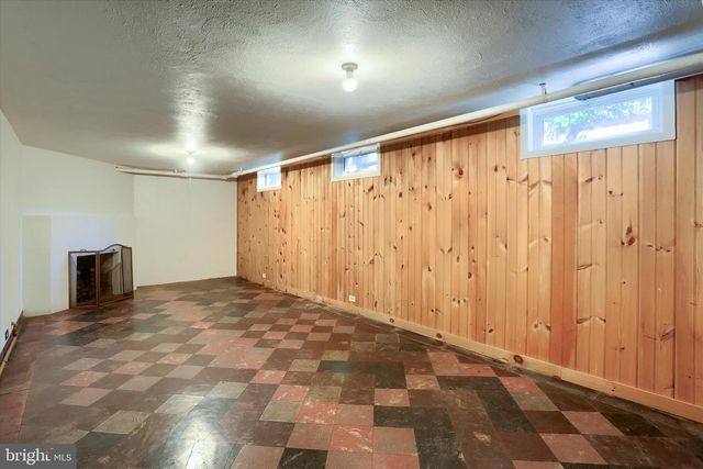 117 WILLOW RD, Harrisburg, PA 17109