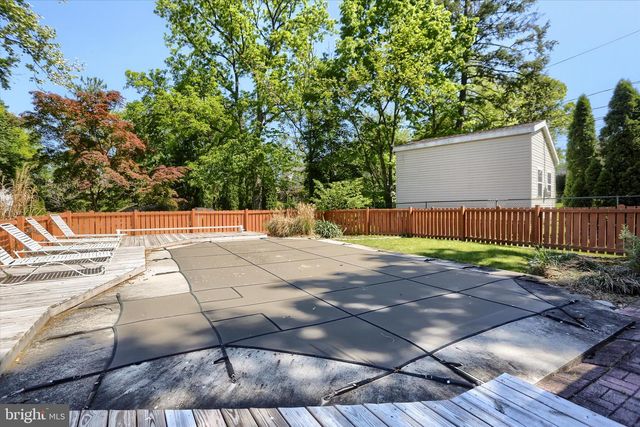 117 WILLOW RD, Harrisburg, PA 17109