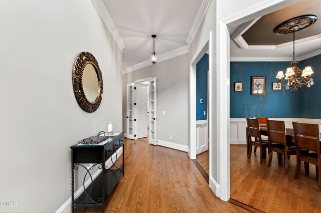 923 Dominion Hill Drive, Cary, NC 27519