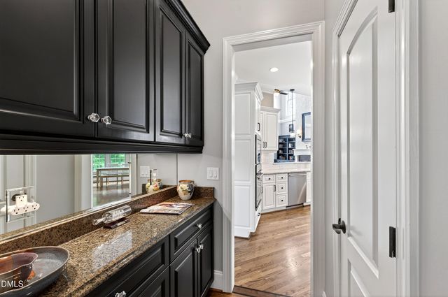 923 Dominion Hill Drive, Cary, NC 27519