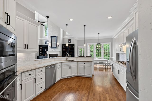 923 Dominion Hill Drive, Cary, NC 27519