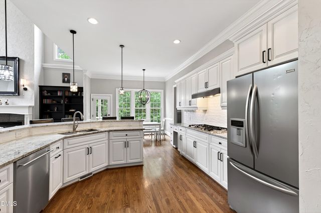 923 Dominion Hill Drive, Cary, NC 27519