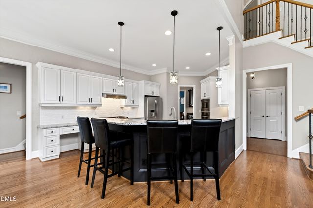 923 Dominion Hill Drive, Cary, NC 27519