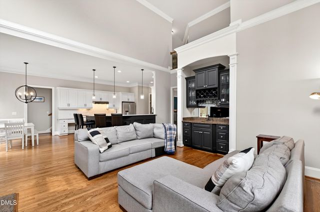 923 Dominion Hill Drive, Cary, NC 27519