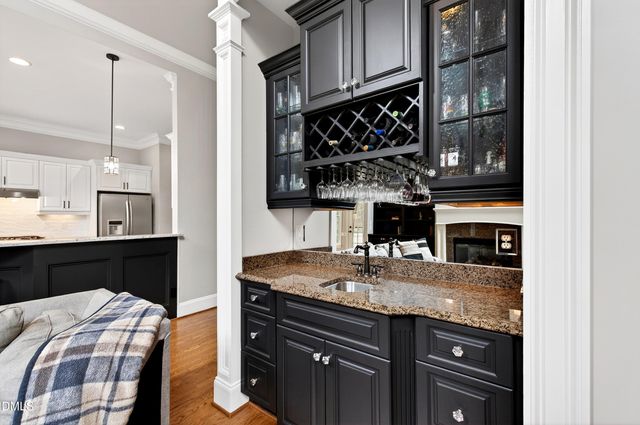923 Dominion Hill Drive, Cary, NC 27519