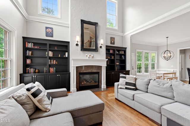 923 Dominion Hill Drive, Cary, NC 27519
