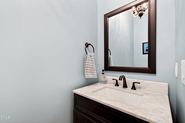 923 Dominion Hill Drive, Cary, NC 27519