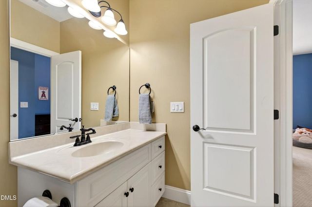 923 Dominion Hill Drive, Cary, NC 27519