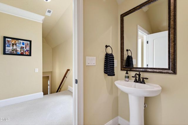 923 Dominion Hill Drive, Cary, NC 27519