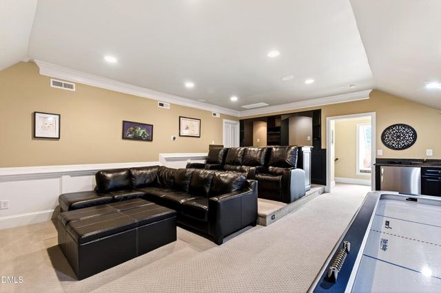 923 Dominion Hill Drive, Cary, NC 27519