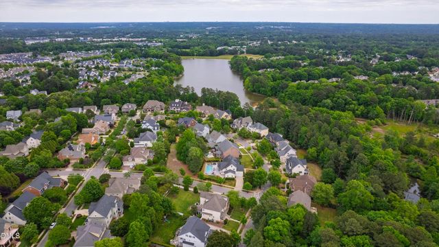 923 Dominion Hill Drive, Cary, NC 27519