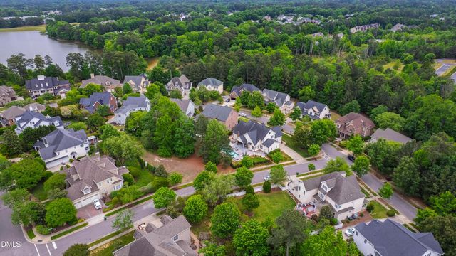 923 Dominion Hill Drive, Cary, NC 27519