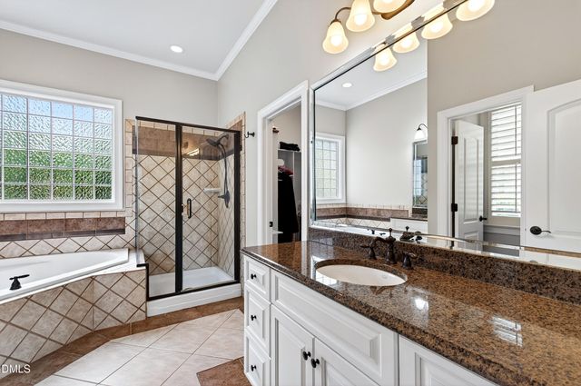 923 Dominion Hill Drive, Cary, NC 27519
