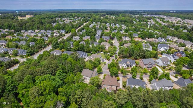 923 Dominion Hill Drive, Cary, NC 27519