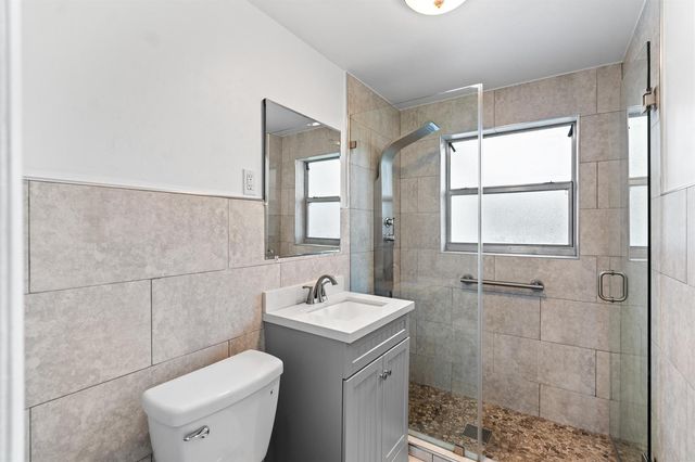 12805 NW 6th Avenue, North Miami, FL 33168