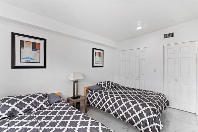 12805 NW 6th Avenue, North Miami, FL 33168