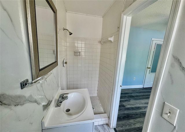 2006 SARAZEN DRIVE, Orlando, FL 32808