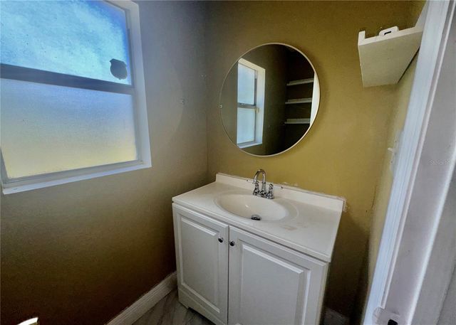 2006 SARAZEN DRIVE, Orlando, FL 32808