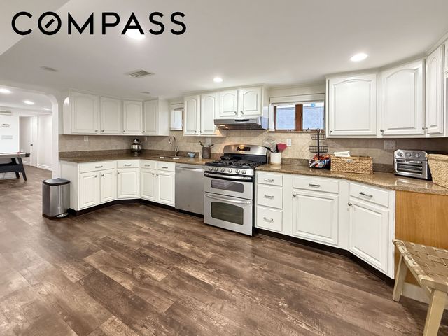 3925 Lyme Avenue, New York City, NY 11224