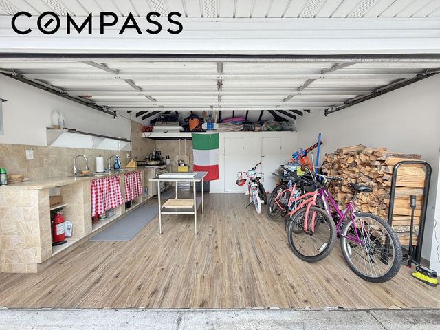 3925 Lyme Avenue, New York City, NY 11224