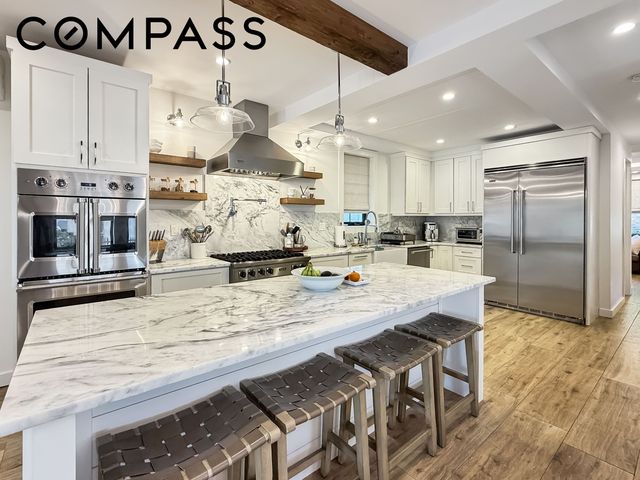 3925 Lyme Avenue, New York City, NY 11224