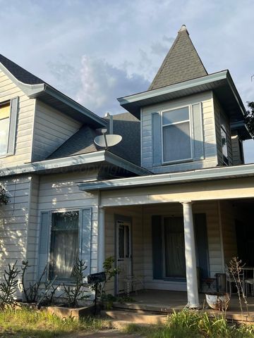 510 NW Avenue D, Childress, TX 79201