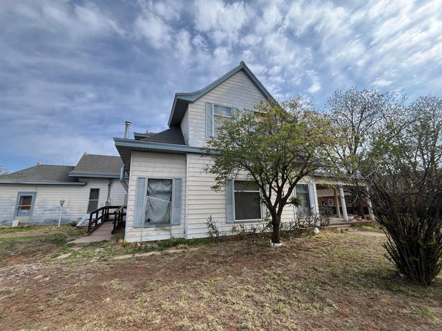 510 NW Avenue D, Childress, TX 79201