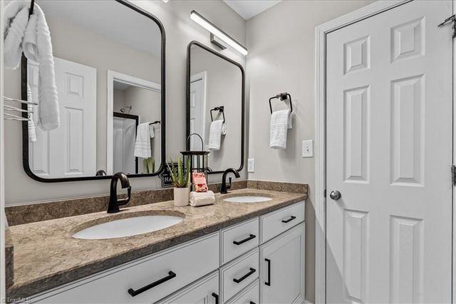 3812 Durness Way, Greensboro, NC 27455