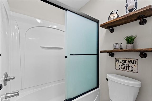 3812 Durness Way, Greensboro, NC 27455