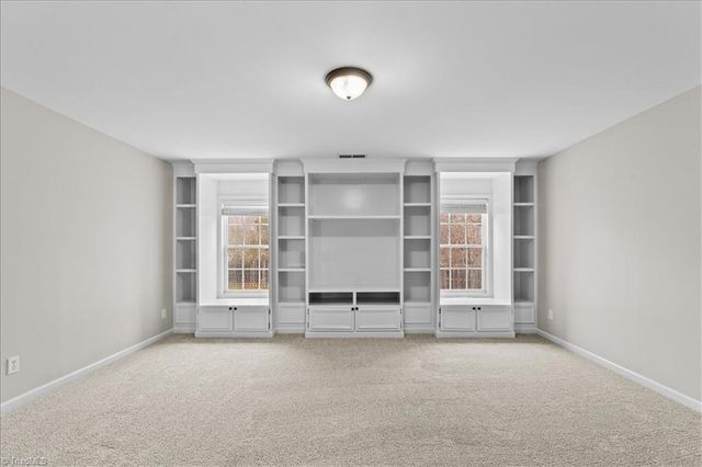 3812 Durness Way, Greensboro, NC 27455