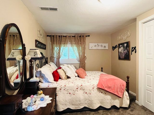 720 Highland Street, Cabool, MO 65689