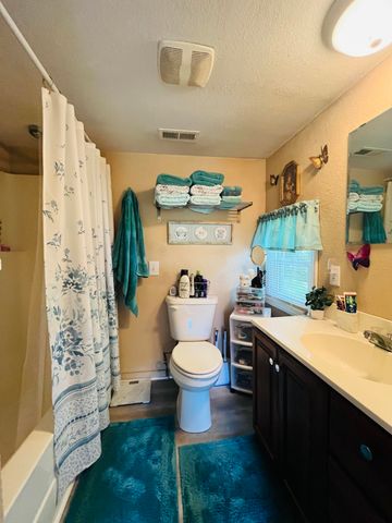 720 Highland Street, Cabool, MO 65689