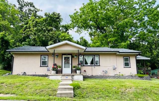 720 Highland Street, Cabool, MO 65689