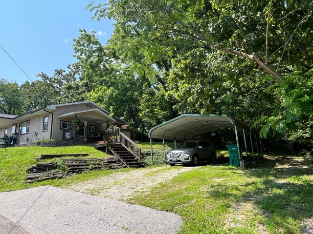 720 Highland Street, Cabool, MO 65689