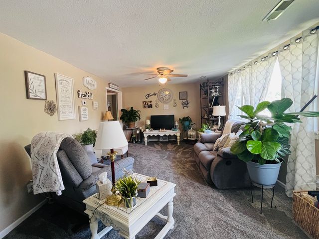 720 Highland Street, Cabool, MO 65689