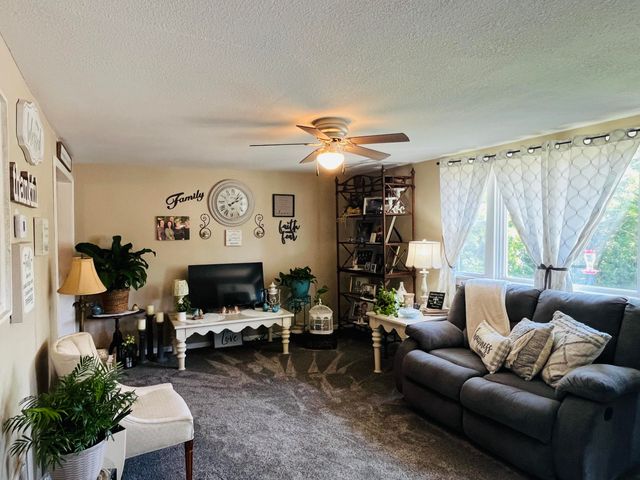 720 Highland Street, Cabool, MO 65689