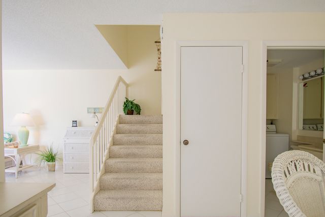 2410 24th Court, Jupiter, FL 33477