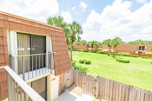 2410 24th Court, Jupiter, FL 33477