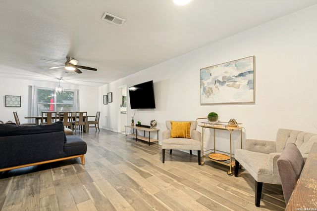 346 Shannon Lee, San Antonio, TX 78216