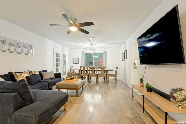 346 Shannon Lee, San Antonio, TX 78216