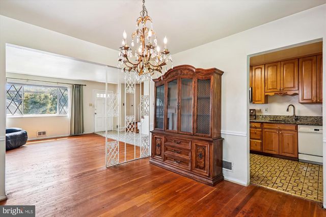 9507 ADELPHI RD, Silver Spring, MD 20903