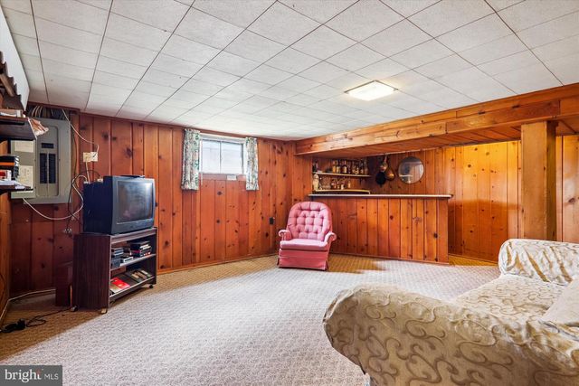 9507 ADELPHI RD, Silver Spring, MD 20903