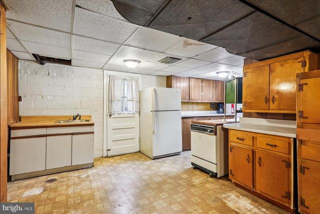 9507 ADELPHI RD, Silver Spring, MD 20903