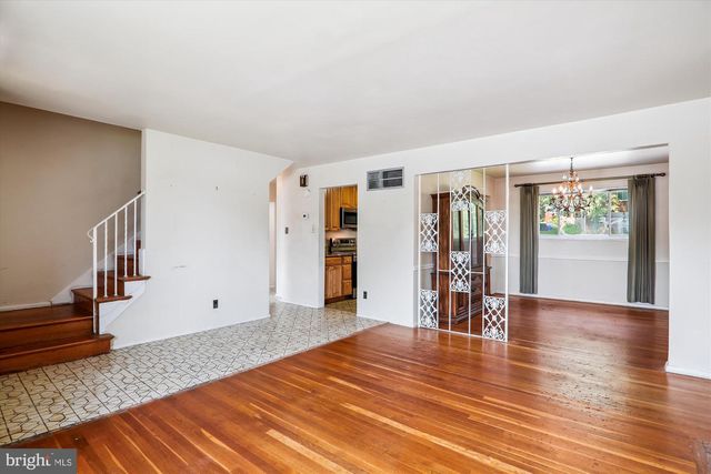 9507 ADELPHI RD, Silver Spring, MD 20903