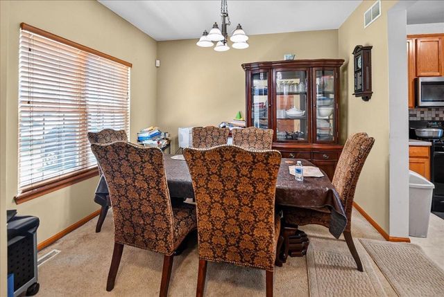 5150 Crescent Oaks Drive, Madison, WI 53704