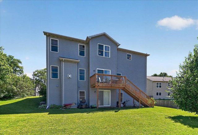 5150 Crescent Oaks Drive, Madison, WI 53704