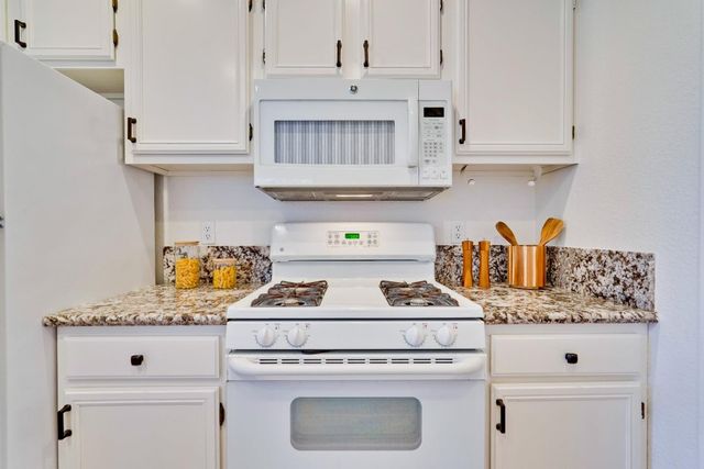 827 Creekside Place, Santa Clara, CA 95051