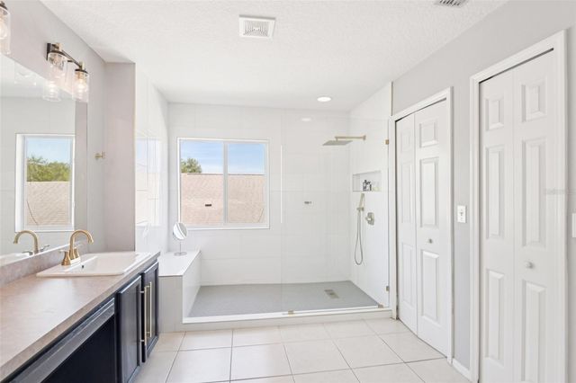 4021 FISHERMANS COVE COURT, Lutz, FL 33558