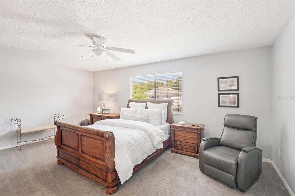 Image 26 of property listing at 4021 FISHERMANS COVE COURT, Lutz, FL 33558