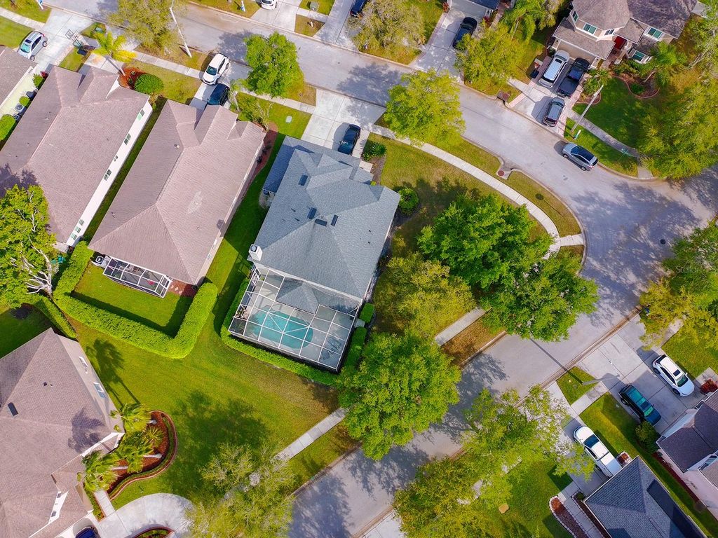 Image 51 of property listing at 4021 FISHERMANS COVE COURT, Lutz, FL 33558